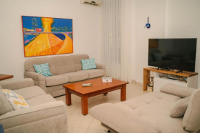 Beachfront Apartment in Golem